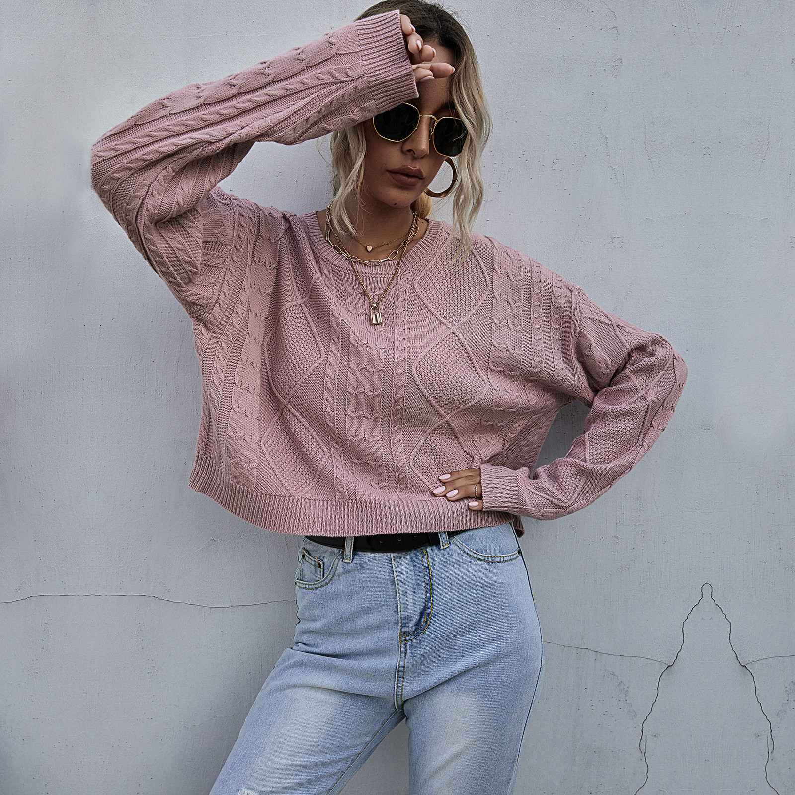 2021 Women Casual Pink Knitted Vintage O-neck Oversized Pullovers Girls Tops New Arrivals Autumn Fashion Loose Sweater 3723
2021 Women Casual Pink Knitted Vintage O-neck Oversized Pullovers Girls Tops New Arrivals Autumn Fashion Loose Sweater 3723