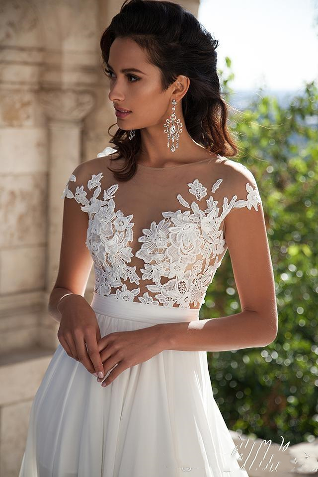 2021 Simple Beach Chiffon Wedding Dresses A-Line Top Lace Appliques Side Split Bohemian Boho Wedding Gowns Cap Sleeve Cheap Bridal Dress