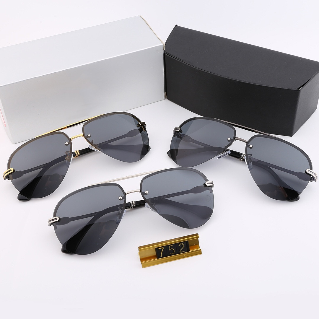 2021 newest Classic fashion designers Men Women Brand Round Sunglasses UV400 Eyewear Metal Gold Frame Glasses Mirror glass Lens Sunglasses w, White;black
2021 newest Classic fashion designers Men Women Brand Round Sunglasses UV400 Eyewear Metal Gold Frame Glasses Mirror glass Lens Sunglasses w, White;black