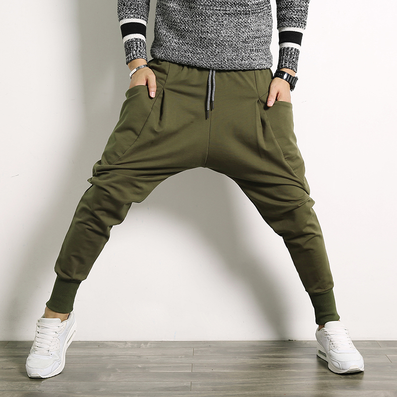 2021 New Spring Hare Hip Hop Street Solid Color Jogging Side Pocket Sports From Men's Stage Performance Pants 17yd, Army green.
2021 New Spring Hare Hip Hop Street Solid Color Jogging Side Pocket Sports From Men's Stage Performance Pants 17yd, Army green.