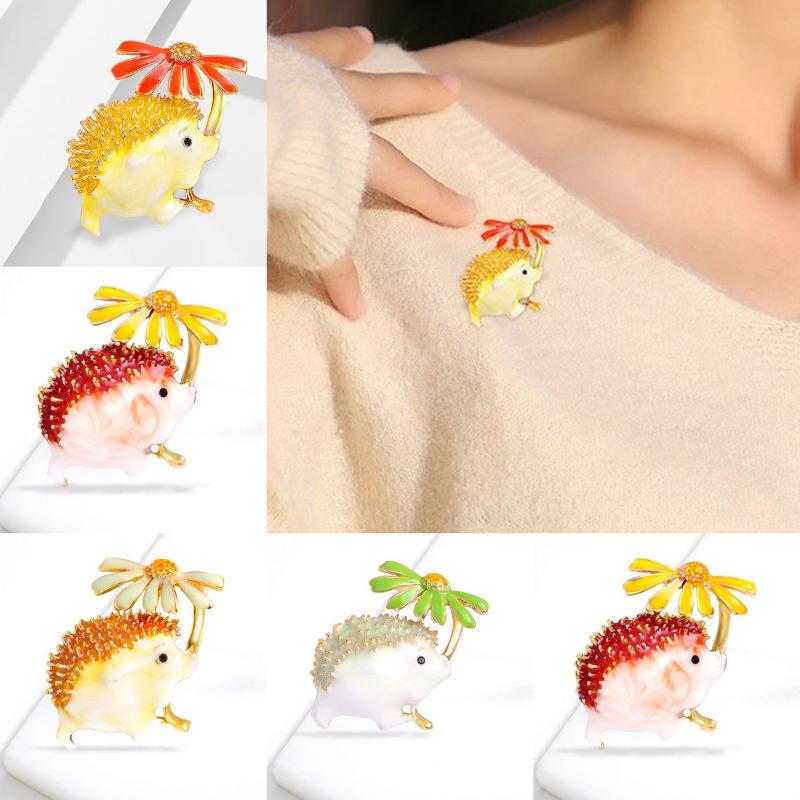 Pins, Brooches Cute Hedgehog Cattle Brooch Fashion For Women Animal Jewelry Funny Winter Design
Pins, Brooches Cute Hedgehog Cattle Brooch Fashion For Women Animal Jewelry Funny Winter Design