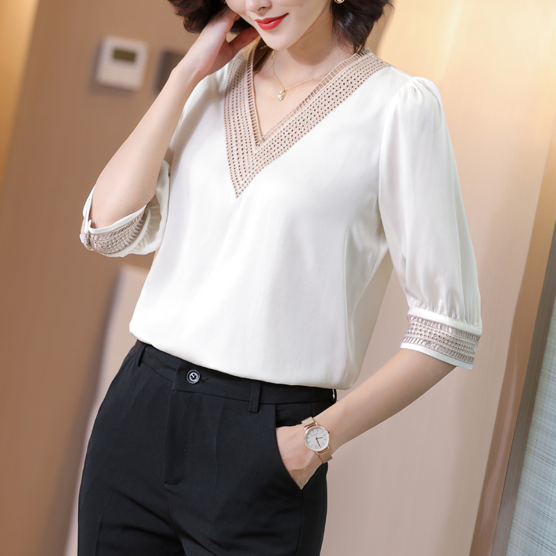Korean Heavy Silk Women Blouse Shirt Women Embroidered Blouse Tops Plus Size White V-neck Silk Blouse Blusas Mujer De Moda 210225