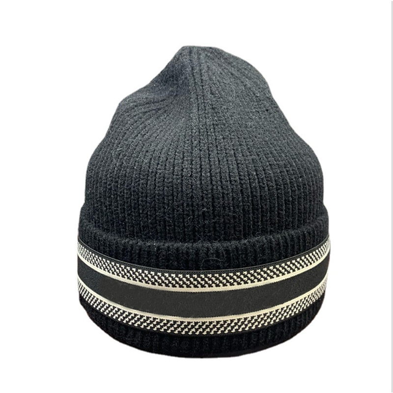 Designer Beanie Fashion Knitted Hat for Women Skull Caps in Top Quality Casual Bonnet Looking His and Hers Adjustable Unisex Thick Warm Winter Hats Girls, Oem
Designer Beanie Fashion Knitted Hat for Women Skull Caps in Top Quality Casual Bonnet Looking His and Hers Adjustable Unisex Thick Warm Winter Hats Girls, Oem