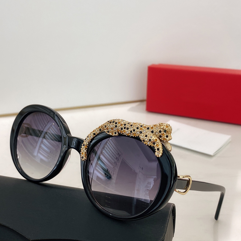 2021 New style Unisex Fashion circular frame Sunglasses Men Women Personality Luxury glasses Decorative animals designed by brand designers
2021 New style Unisex Fashion circular frame Sunglasses Men Women Personality Luxury glasses Decorative animals designed by brand designers