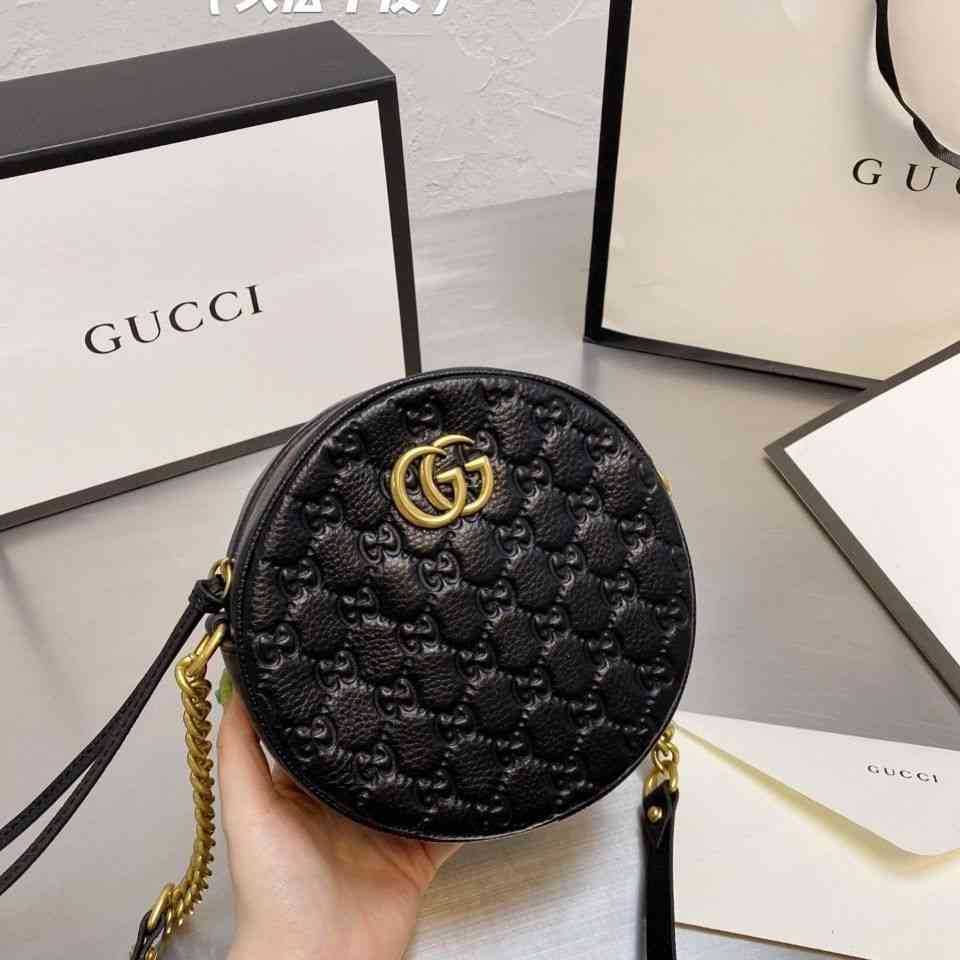 Round Bag Female Kuqi Fashion Pearl Rhombic Chain Versatile Cross Mini Zly Bags Handbag Women Luxurys Bags ZLY
Round Bag Female Kuqi Fashion Pearl Rhombic Chain Versatile Cross Mini Zly Bags Handbag Women Luxurys Bags ZLY