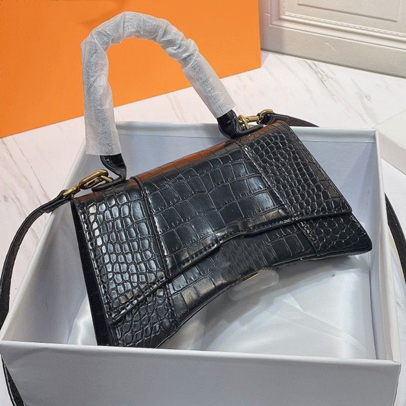 Women fashion Luxury designer bag hangbag wallet MINI the tote crossbody messenger Shoulder bags Genuine leather Hourglass Crocodile pattern telfar Classic purse, Box
Women fashion Luxury designer bag hangbag wallet MINI the tote crossbody messenger Shoulder bags Genuine leather Hourglass Crocodile pattern telfar Classic purse, Box