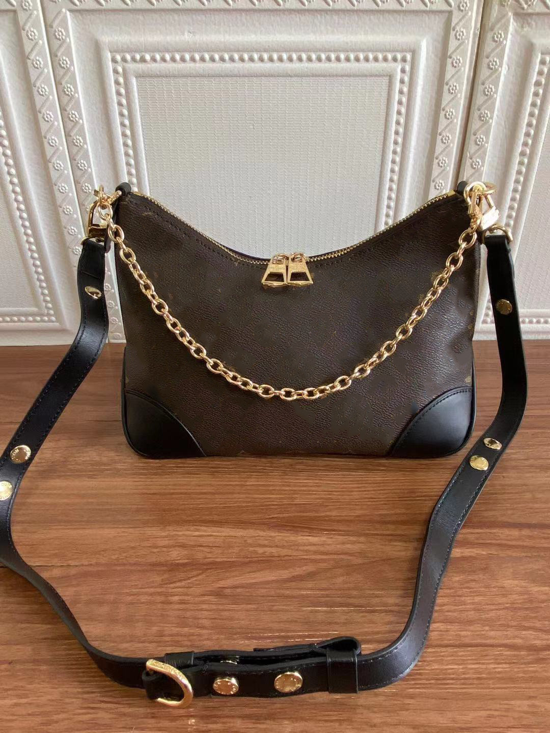Latest Shoulder Bag Original High Quality Luxury Designers monograms Handbags Women Fashions Messenger Handbag Womens Fashion Luxurys Brands Crossbody Bags, 45355#1
Latest Shoulder Bag Original High Quality Luxury Designers monograms Handbags Women Fashions Messenger Handbag Womens Fashion Luxurys Brands Crossbody Bags, 45355#1