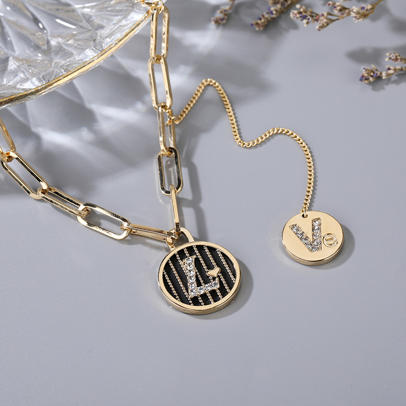 Shenfuhua copper gold-plated Korean version new European and American trend letter round brand Tassel Necklace cold wind high-grade feeling #10, Silver
Shenfuhua copper gold-plated Korean version new European and American trend letter round brand Tassel Necklace cold wind high-grade feeling #10, Silver