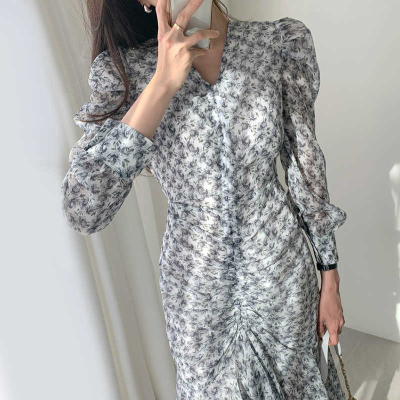 LY VAREY LIN Spring Women V-Neck Ruched A-line Dress Ruffles Floral Print Slim Waist Midi Female 210526