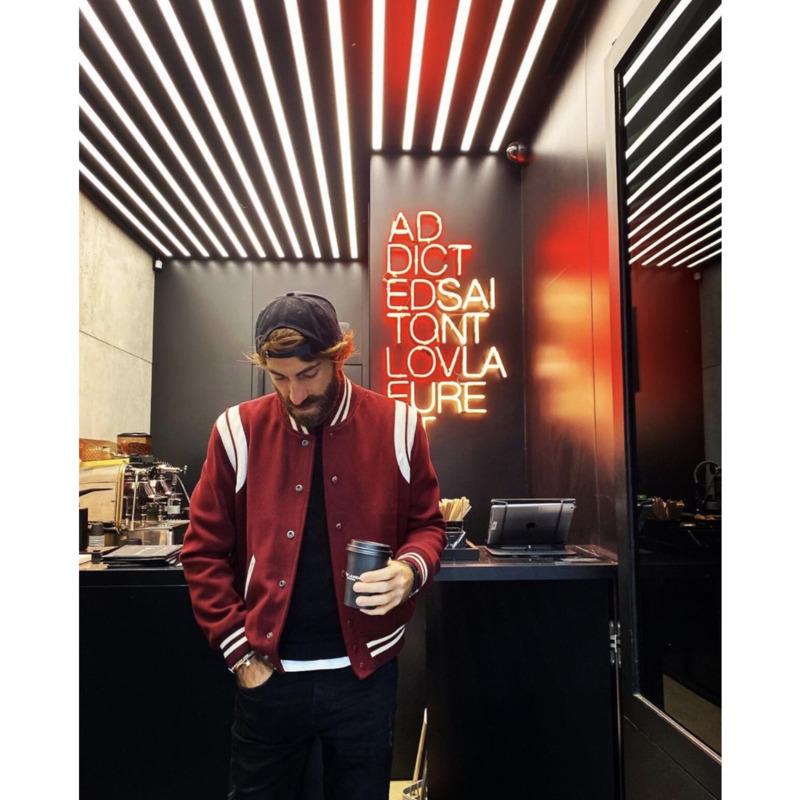 Men's Jackets 2021 Arrival Bomber Male Jacket Rib Cotton Sleeve Casual Ball Uniform Collar Star Autumn And Winter Amendment, Black;brown
Men's Jackets 2021 Arrival Bomber Male Jacket Rib Cotton Sleeve Casual Ball Uniform Collar Star Autumn And Winter Amendment, Black;brown