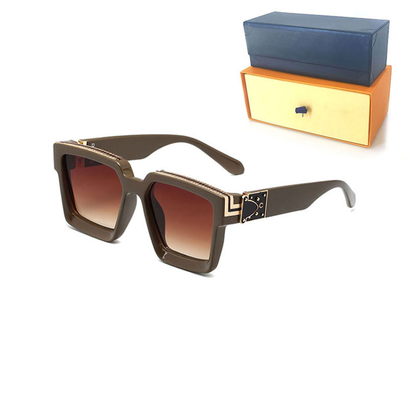 High Quality spectacles Womans Sunglasses Luxury Fashion Mens Sun glasses UV Protection men Designer eyeglass Gradient Metal hinge eye women Eyewear with boxs
High Quality spectacles Womans Sunglasses Luxury Fashion Mens Sun glasses UV Protection men Designer eyeglass Gradient Metal hinge eye women Eyewear with boxs