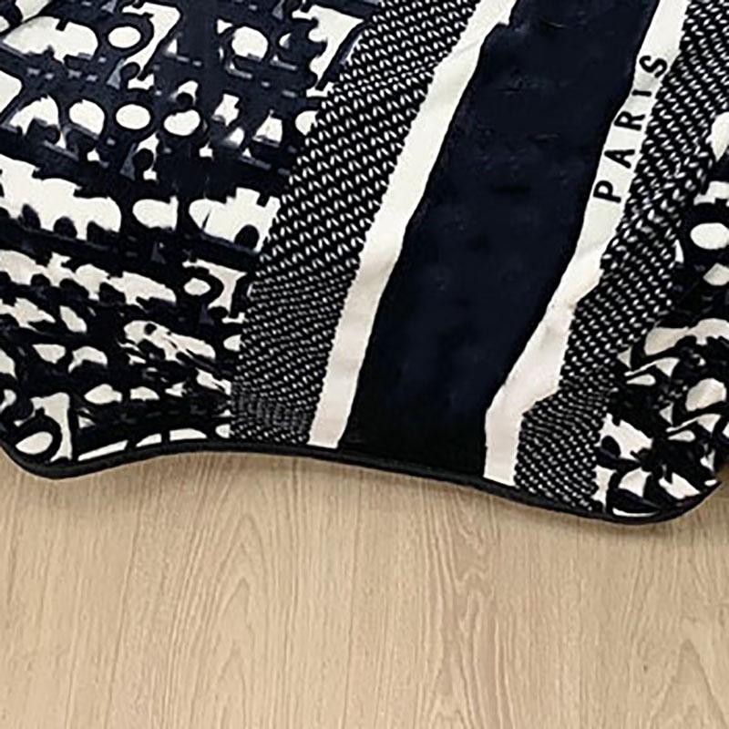 Designers Blankets Luxury Letter Print Home Blanket Adults Kids Carpet Home Textiles Beddings Supplies
Designers Blankets Luxury Letter Print Home Blanket Adults Kids Carpet Home Textiles Beddings Supplies