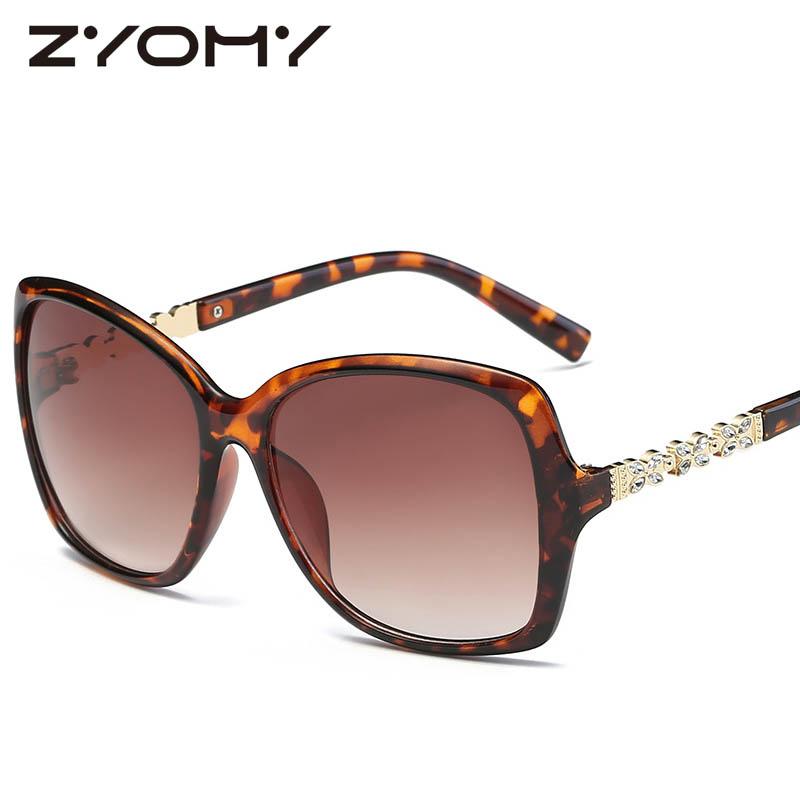 Sunglasses Q Oversized Big Box Driving Glasses Goggles Eyewear Accessories Classic Brand Women UV400
Sunglasses Q Oversized Big Box Driving Glasses Goggles Eyewear Accessories Classic Brand Women UV400