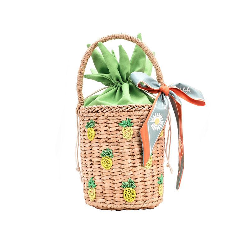 Evening Bags Creative Personality Pineapple Beaded Woven Bucket Handbag 2021 Spring And Summer Fashion Trend Small Bag Wholesale
Evening Bags Creative Personality Pineapple Beaded Woven Bucket Handbag 2021 Spring And Summer Fashion Trend Small Bag Wholesale