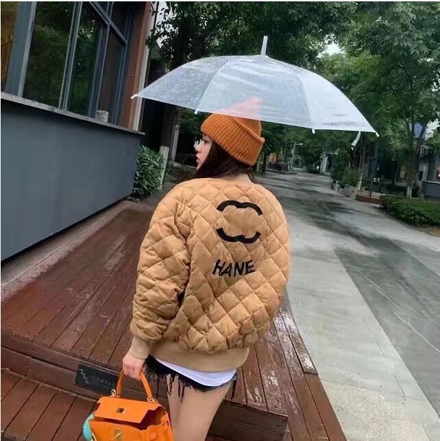 Women's Jackets 2021 fashion coat, the new short cotton casual zipper designer, letter printing stand collar thickened warm S-XL, 01
Women's Jackets 2021 fashion coat, the new short cotton casual zipper designer, letter printing stand collar thickened warm S-XL, 01