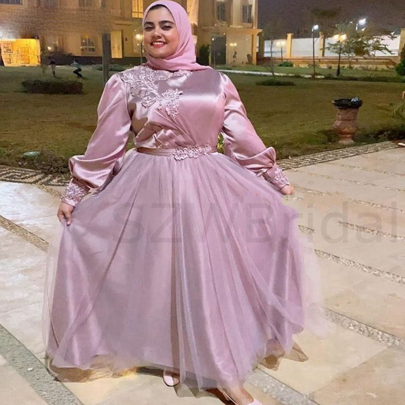 Long sleeve Evening Dresses 2021 Lace Appliques Muslim dress women High Neck Kaftan Dubai Party dress Vestidos