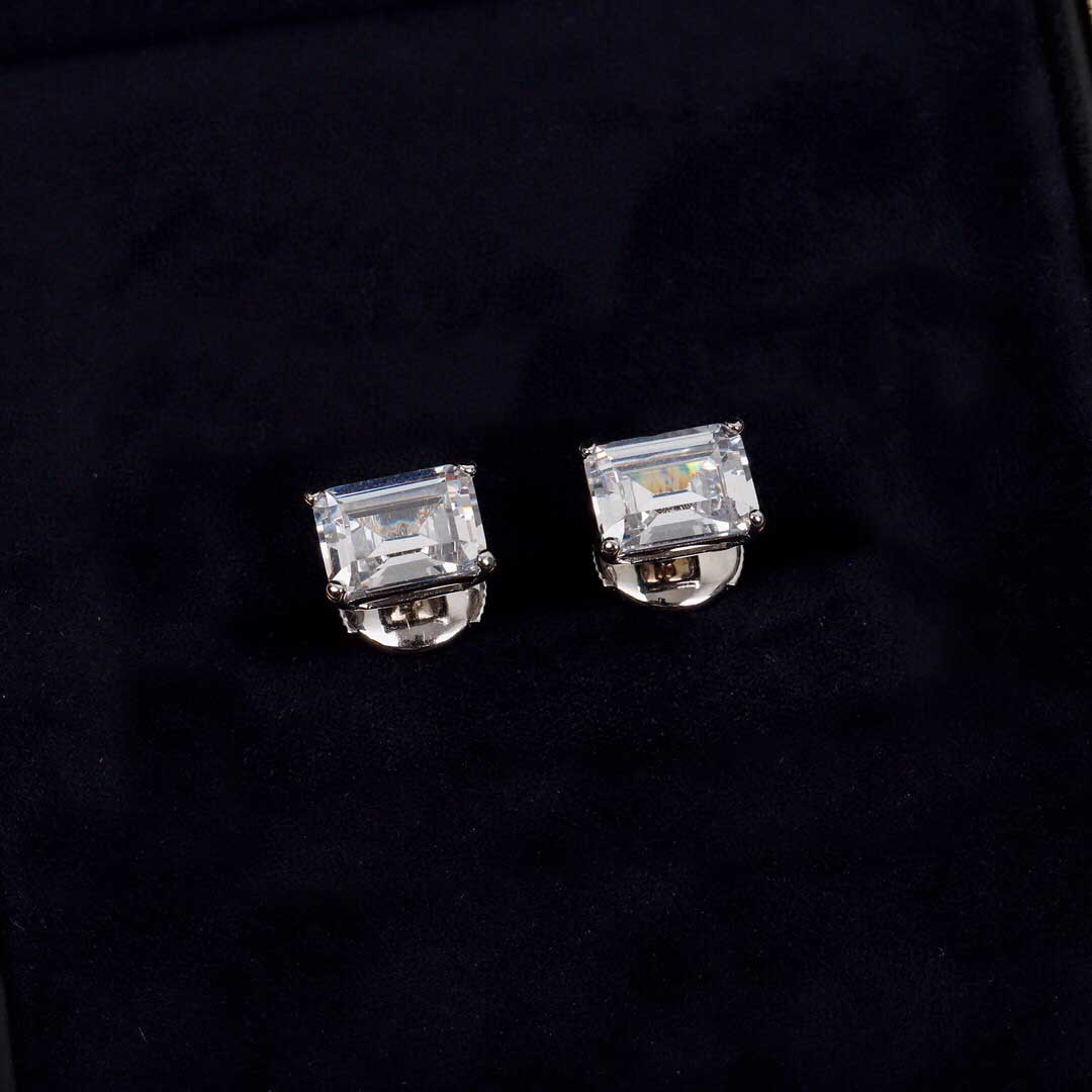 S925 silver stud earring platinum color for women wedding jewelry gift have stamp charm engagement PS3184
S925 silver stud earring platinum color for women wedding jewelry gift have stamp charm engagement PS3184