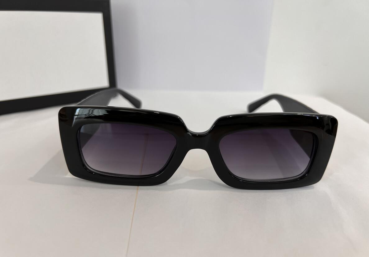 Sunglasses For women Summer style Anti-Ultraviolet 0811 Rectangle Sun glasses Retro Shield lens Plate quare full frame fashion Eyeglasses Random Box
Sunglasses For women Summer style Anti-Ultraviolet 0811 Rectangle Sun glasses Retro Shield lens Plate quare full frame fashion Eyeglasses Random Box