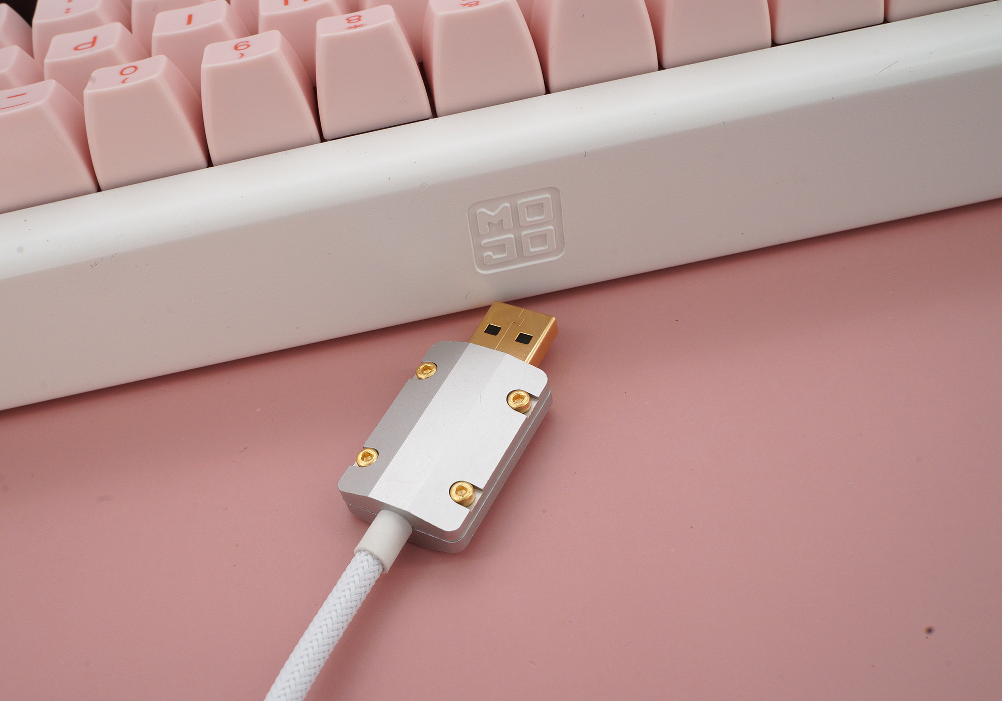 GeekCable Handmade Customized Mechanical Keyboard Cable USB Spiral Data Cable PET Nylon Braided RAMA Heavy Industry