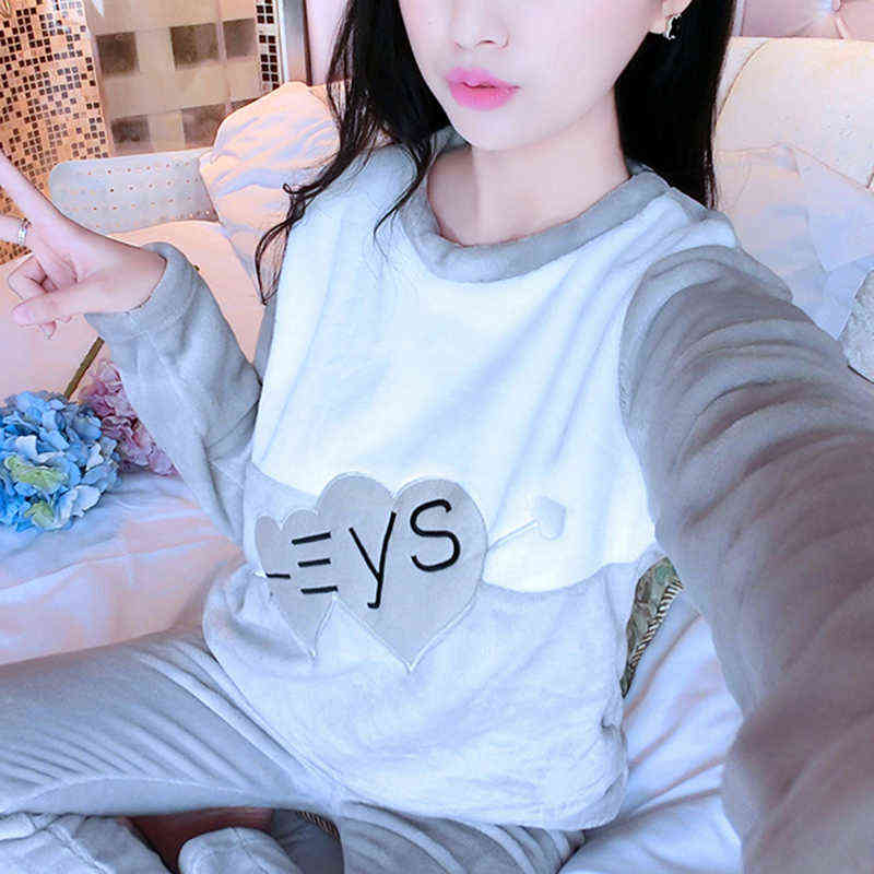 Autumn Winter Warm Flannel Women Pyjamas Set Thick Velvet Home Coral Long Sleeve Cartoon Sleepwear Flannel Pajama Nightwear 211109