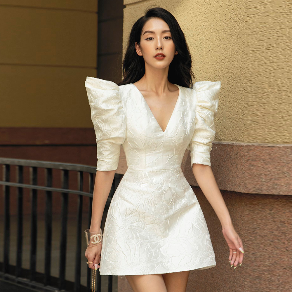 of white summer women v neck puff sleeve short stylish impression pron night club buttock dressed 1db2
of white summer women v neck puff sleeve short stylish impression pron night club buttock dressed 1db2