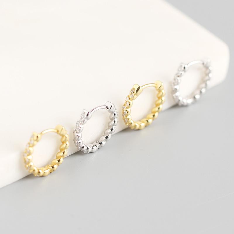 Hoop & Huggie S925 Sterling Silver Earrings For Women Light Luxury Exquisite Zircon Fashion Jewelry Wholesale
Hoop & Huggie S925 Sterling Silver Earrings For Women Light Luxury Exquisite Zircon Fashion Jewelry Wholesale