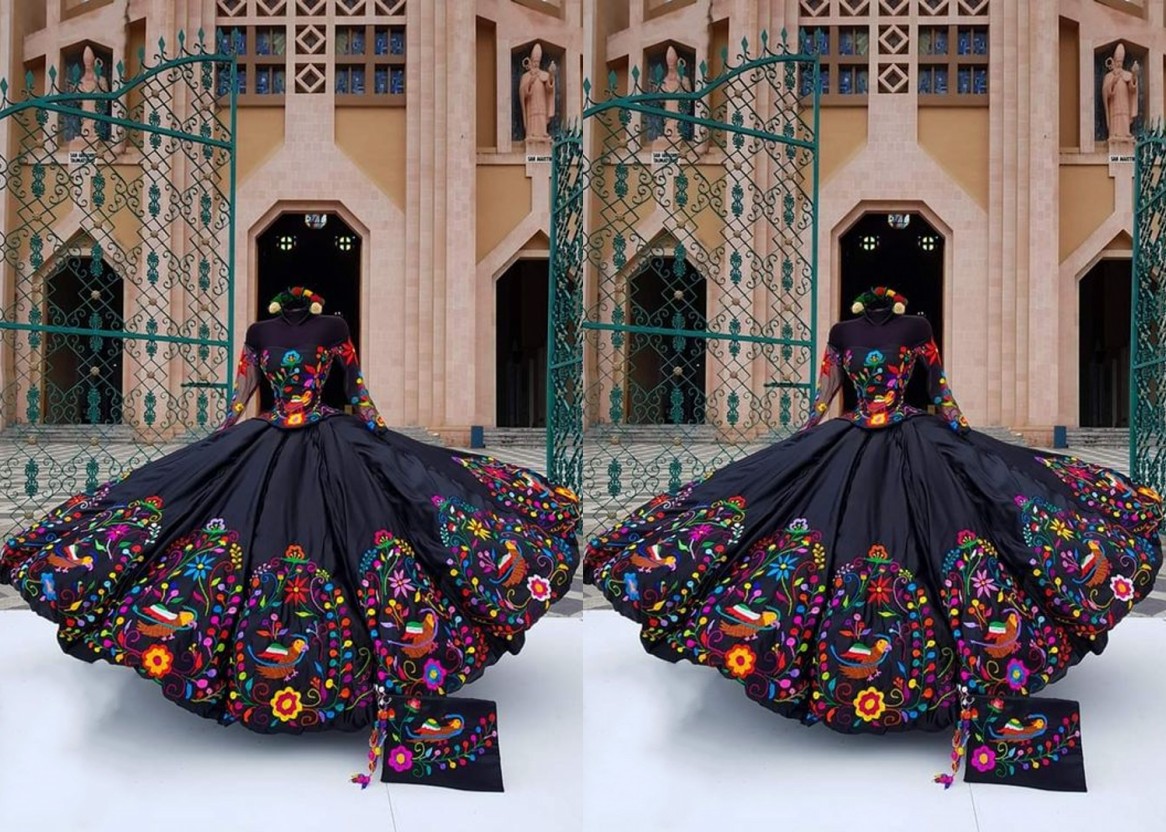 2022 Sexy Black Colorful Embroidery Long Sleeve Quinceanera Dresses Ball Gown V neck off the shoulder Satin Charro Mexicana Vestido de Sweet 15 Prom Eveening Dress, Green
2022 Sexy Black Colorful Embroidery Long Sleeve Quinceanera Dresses Ball Gown V neck off the shoulder Satin Charro Mexicana Vestido de Sweet 15 Prom Eveening Dress, Green