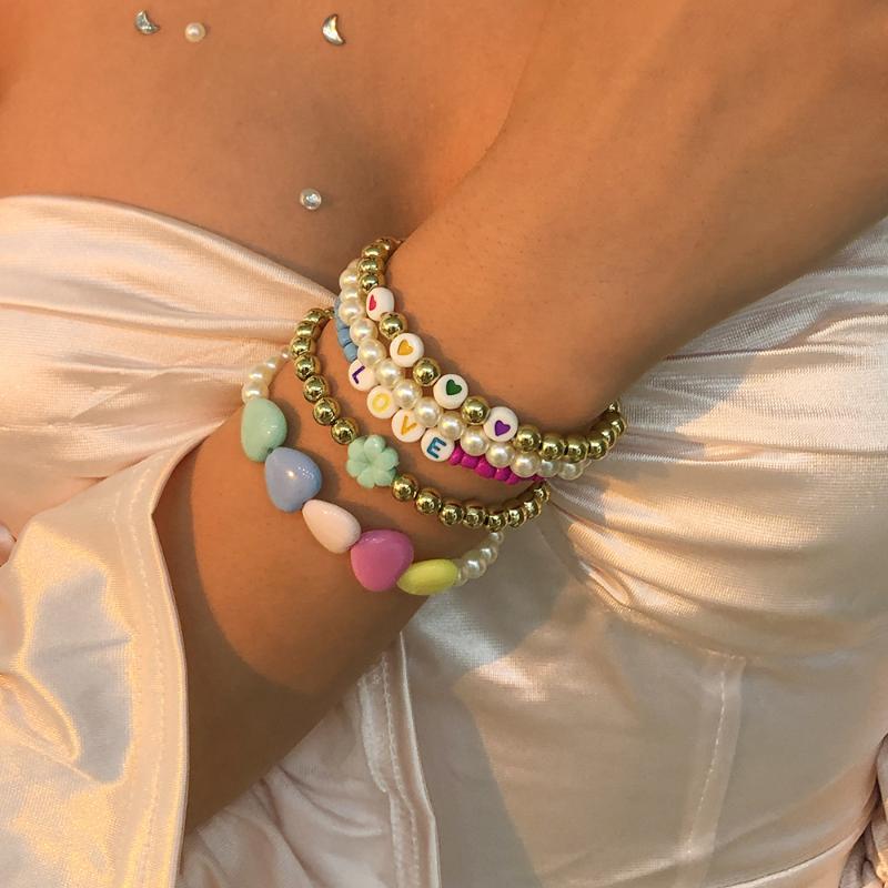 Charm Bracelets Lalynnly Bohemia Sweet Resin Imitation Pearl Beads Daisy Flower Bracelet For Women Girls Jewelry Wholesale Gifts B1407
Charm Bracelets Lalynnly Bohemia Sweet Resin Imitation Pearl Beads Daisy Flower Bracelet For Women Girls Jewelry Wholesale Gifts B1407