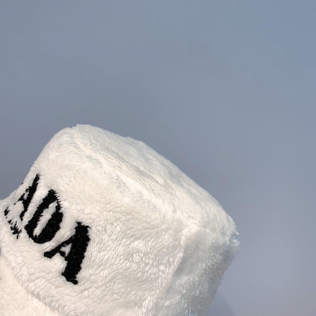 Womens Plush Bucket Hat Designer Cap Fisherman Hats Mens Autumn Winter Caps Fashion Stingy Brim Casual Fitted Sunhat Sunshade Luxurys Design, Black
Womens Plush Bucket Hat Designer Cap Fisherman Hats Mens Autumn Winter Caps Fashion Stingy Brim Casual Fitted Sunhat Sunshade Luxurys Design, Black