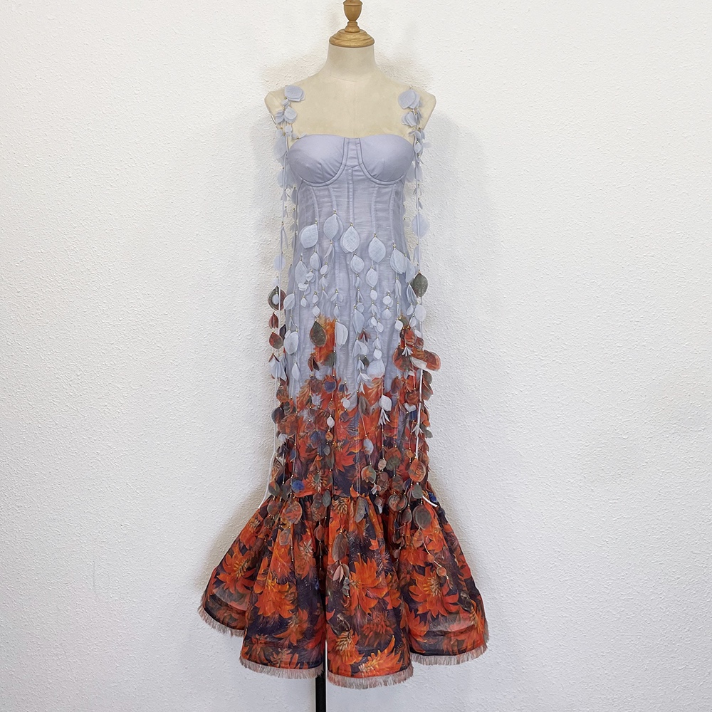 Australian dress fashion brand spring and summer 2021 show heavy industry Petal, Multi
Australian dress fashion brand spring and summer 2021 show heavy industry Petal, Multi