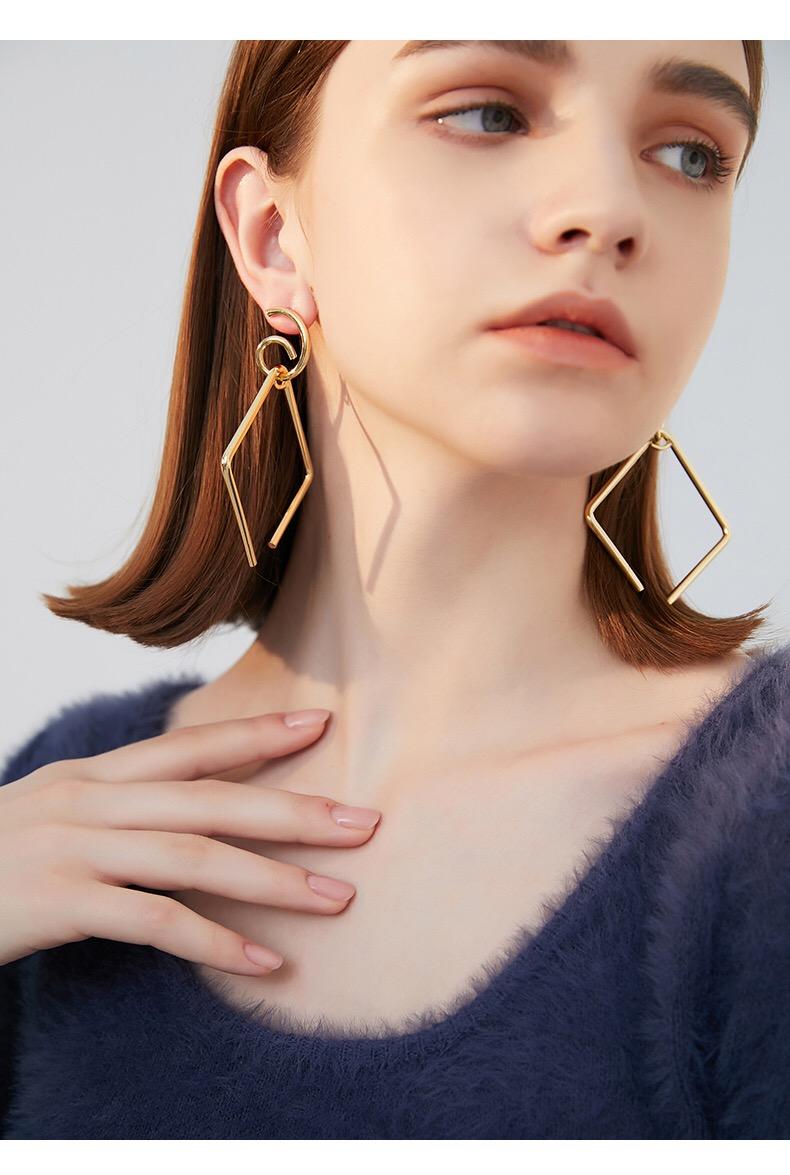Dangle & Chandelier Desgin Irregular Square Golden Alloy Hyperbolic Earrings Punk Style Jewelry
Dangle & Chandelier Desgin Irregular Square Golden Alloy Hyperbolic Earrings Punk Style Jewelry