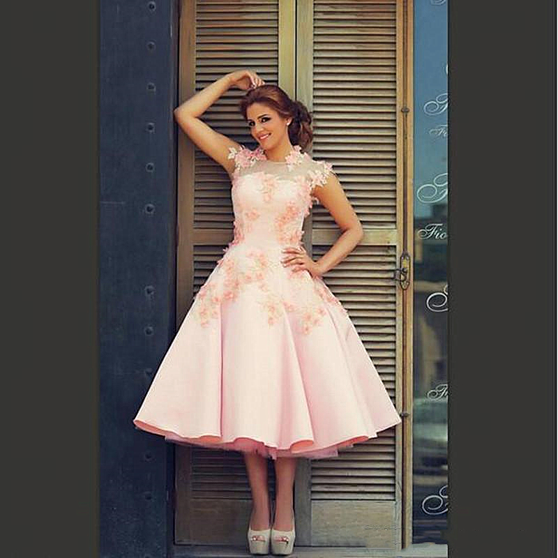 Spring Summer Blush Pink Short Wedding Dresses New 2021 A Line Satin Bridal Gowns 3D Flowers Lace Appliques Tea Length Garden Wedding Dress