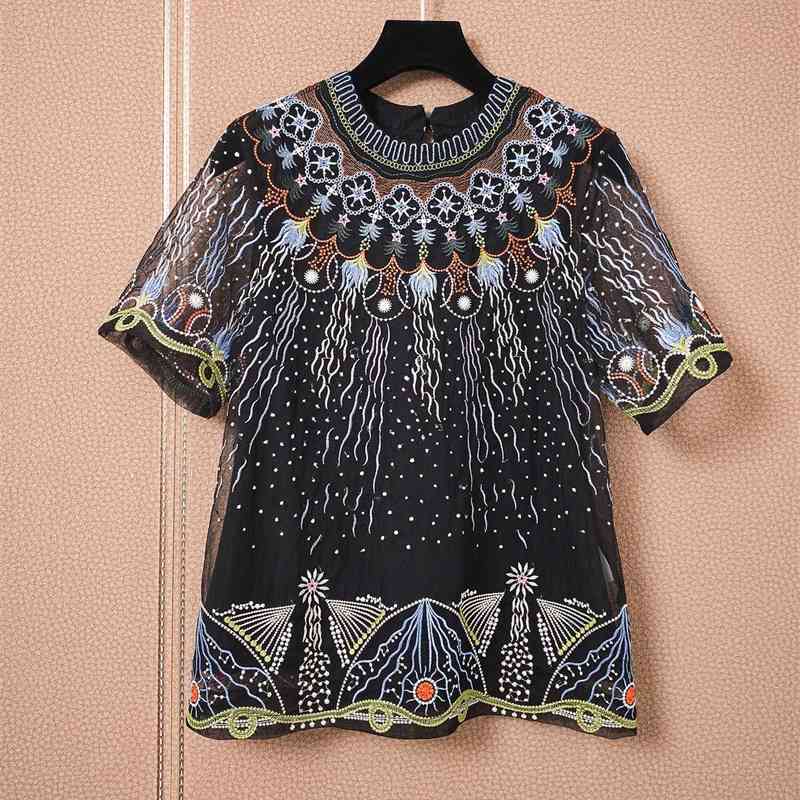 Truevoker Summer Designer Black Lace Top Women High End Short Sleeve Luxury Baroque Embroidery Perspective Blouses 210602
Truevoker Summer Designer Black Lace Top Women High End Short Sleeve Luxury Baroque Embroidery Perspective Blouses 210602