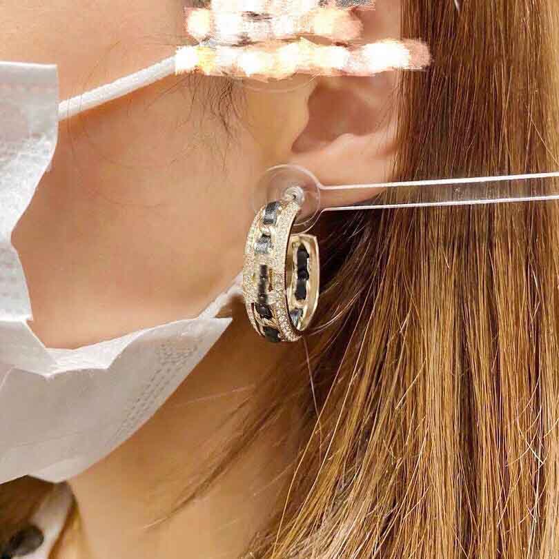 2021 Fashion style Hook drop earring with diamond and leather for women wedding jewelry gift in 18k gold plated PS4032 от DHgate WW