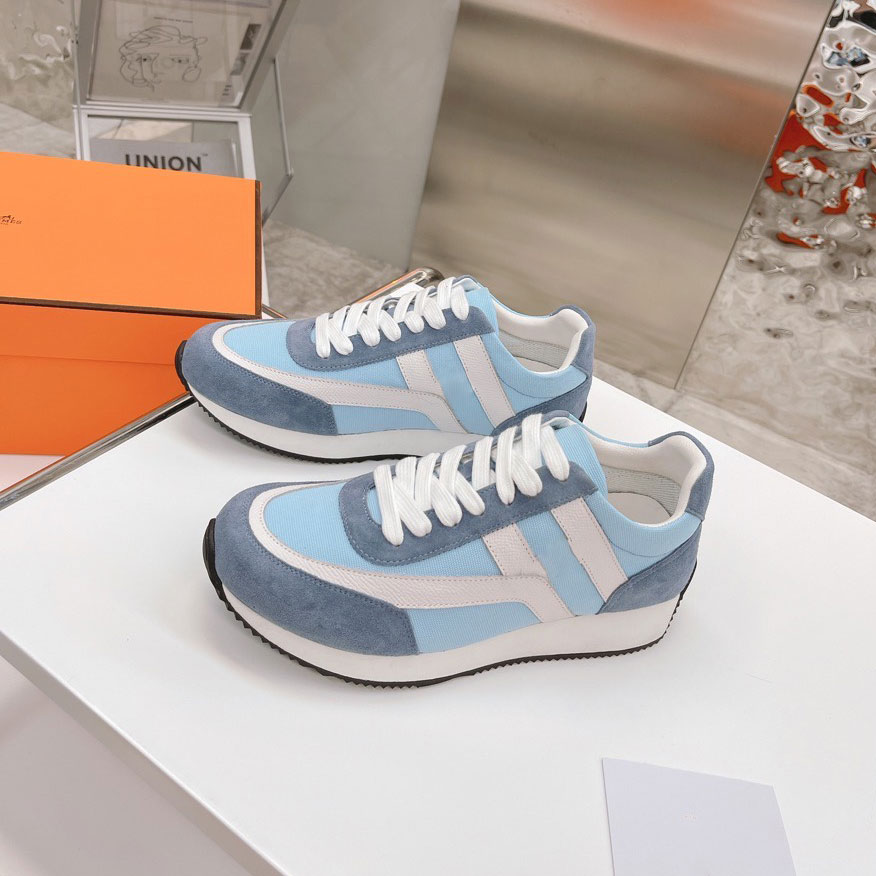 top quality Casual Shoes With box 2021 designer casual shoes luxury leather texture printing lace up sports womens black and white two color splicing rubber sole plat, Grey
top quality Casual Shoes With box 2021 designer casual shoes luxury leather texture printing lace up sports womens black and white two color splicing rubber sole plat, Grey