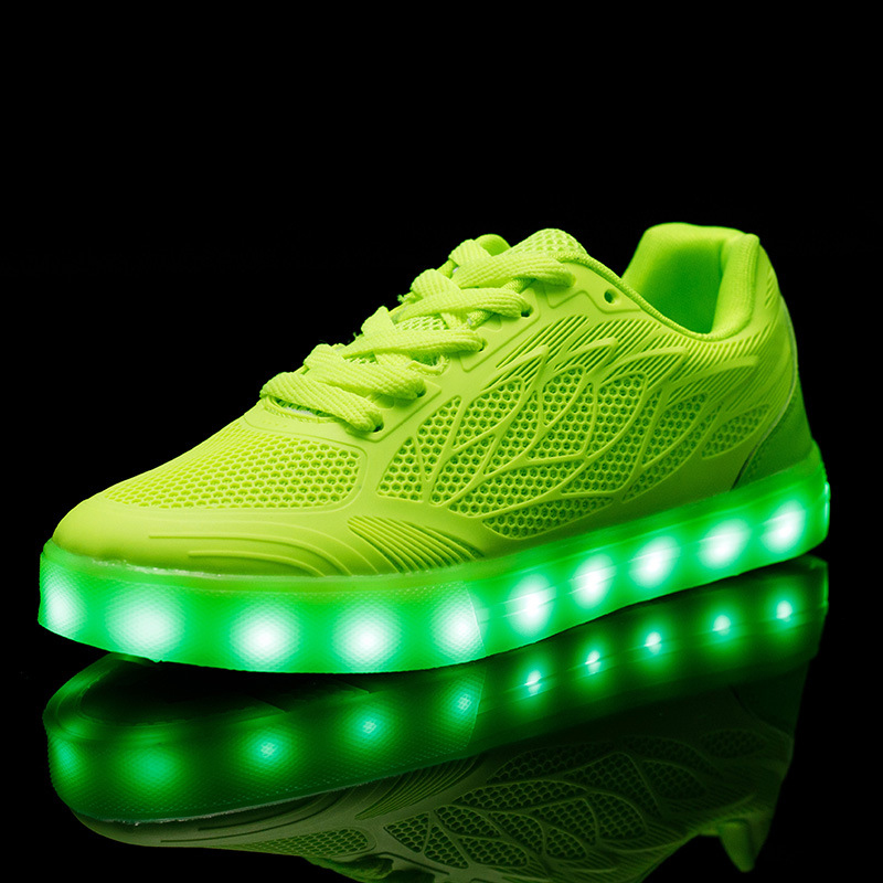 Size 35-40 Women USB Charging Glowing Casual Shoes Led Light Up Shoes Female Sneakers with Luminous Sole Anti-slippery Sneakers, Black
Size 35-40 Women USB Charging Glowing Casual Shoes Led Light Up Shoes Female Sneakers with Luminous Sole Anti-slippery Sneakers, Black
