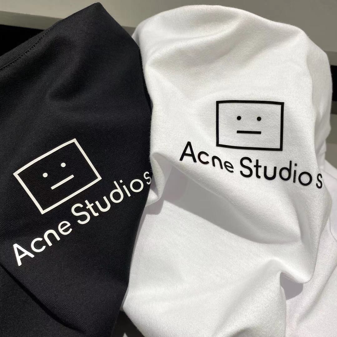 mens and women summer cotton square face acne letter print studois round neck casual short-sleeved bottoming T-shirt, White
mens and women summer cotton square face acne letter print studois round neck casual short-sleeved bottoming T-shirt, White