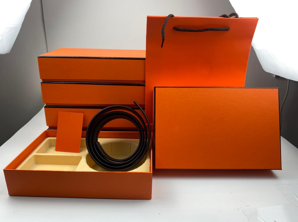 fashion casual belt wholesale high quality mens womens belts suit 2 metal automatic buckle leather Width 3.5cm 3.8cm Classic letters, 2 belt set
fashion casual belt wholesale high quality mens womens belts suit 2 metal automatic buckle leather Width 3.5cm 3.8cm Classic letters, 2 belt set
