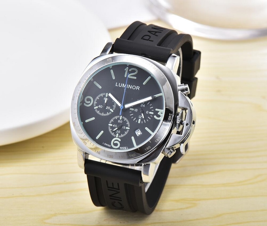 Mens Gift Luxry Famous Big Leather Silicone Automatic Movement Men Watch Full Functional mens Wristwatches Gift, As pic
Mens Gift Luxry Famous Big Leather Silicone Automatic Movement Men Watch Full Functional mens Wristwatches Gift, As pic