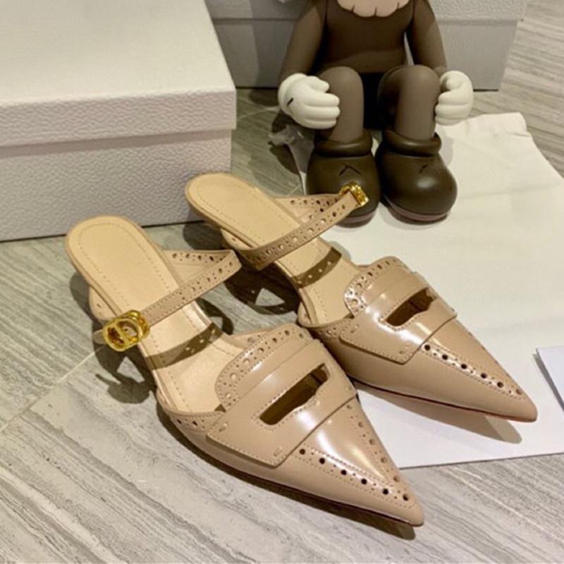 Classic Pointed Hollow Leather Sandals Slipper Luxury Brand Designer Womens Fashion Leisure Mid Heel Half Slippers With complete packaging, Black
Classic Pointed Hollow Leather Sandals Slipper Luxury Brand Designer Womens Fashion Leisure Mid Heel Half Slippers With complete packaging, Black