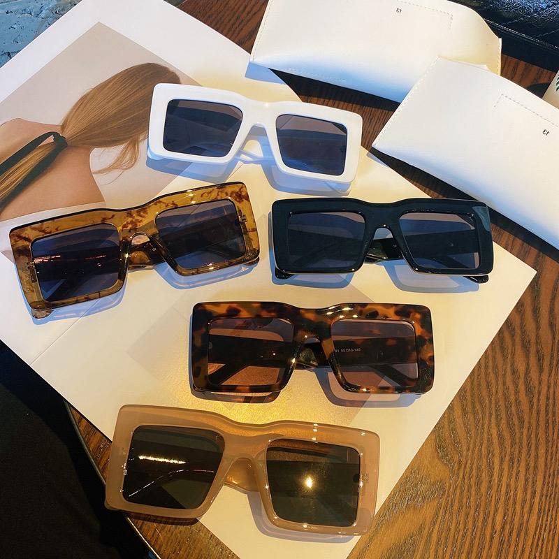 Sunglasses Women American Style Big Box Square Glasses Trending Wide Legs Vintage Men Sun Luxury Designer Driving UV400
Sunglasses Women American Style Big Box Square Glasses Trending Wide Legs Vintage Men Sun Luxury Designer Driving UV400
