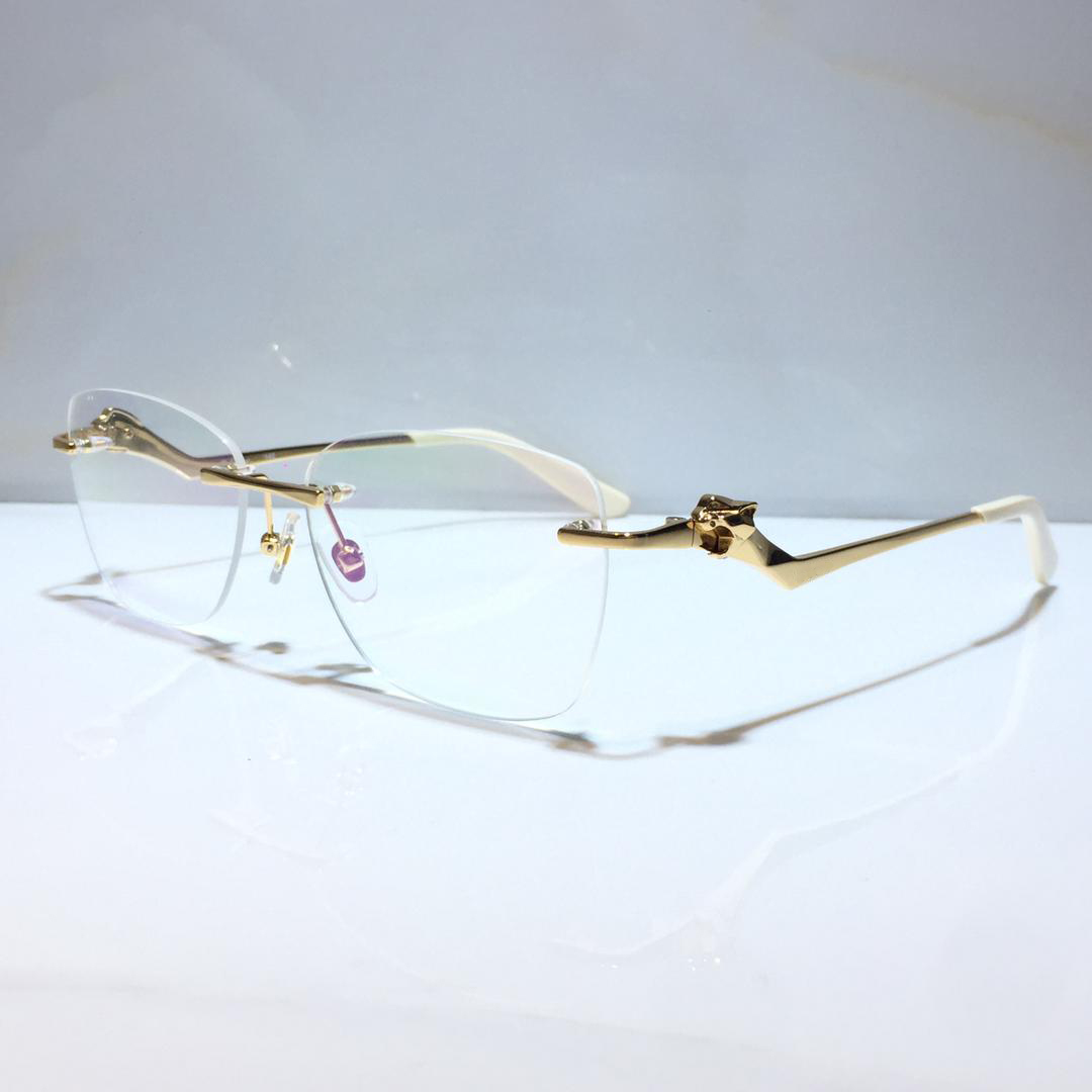 Optical Eyeglasses For Men and Women Retro CT-0120 Style Anti-blue light lens Oval plate Frameless with box
Optical Eyeglasses For Men and Women Retro CT-0120 Style Anti-blue light lens Oval plate Frameless with box