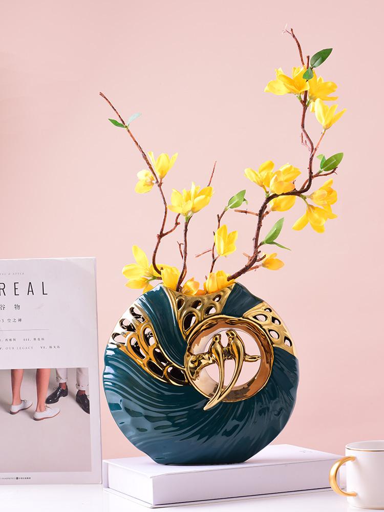 Creative Heart Shaped Ceramic Vases Golden Drop Shape Flowers Arrangement Hollow Porcelain Vase Flower Insert Modern Home Decor