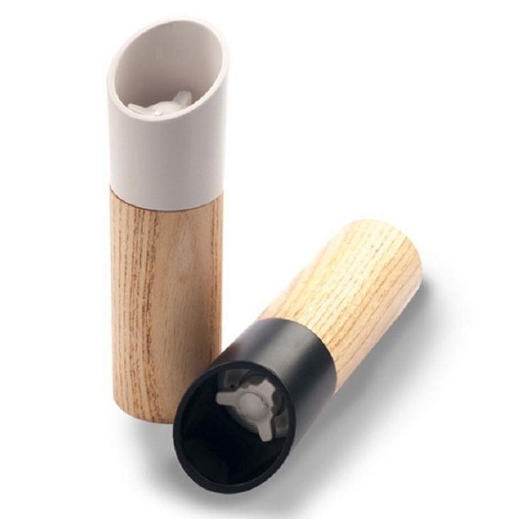 Wooden Salt And Pepper Grinder Oak Wood Pepper Mills Hand Movement Grinding Kitchen Cooking Tools Wholesale