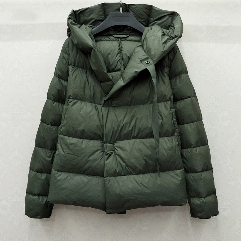2021 New Winter 90% Ultra Light White Duck Jacket Women Short Down Coat Hooded Parkas Warm Snow Outwear Nol5, Black
2021 New Winter 90% Ultra Light White Duck Jacket Women Short Down Coat Hooded Parkas Warm Snow Outwear Nol5, Black