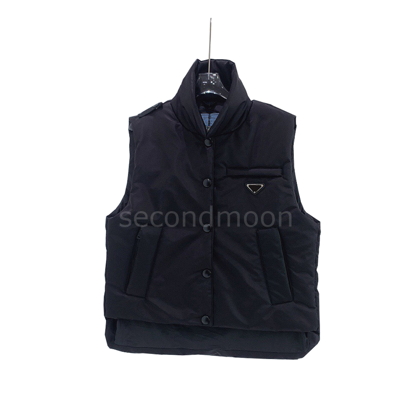 Triangle Badge Down Vests Unisex Winter Thicken Vest Fashion Designers Lapel Neck Outerwear Men Women Warm Jackets, Black
Triangle Badge Down Vests Unisex Winter Thicken Vest Fashion Designers Lapel Neck Outerwear Men Women Warm Jackets, Black