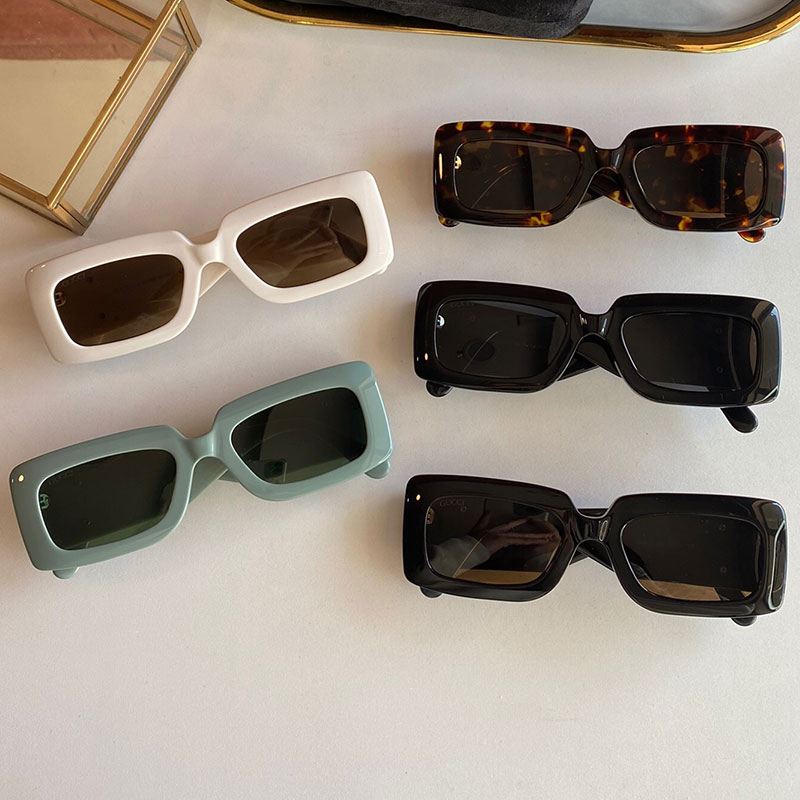 2022 Female Designer Sunglasses Square Plate Frame Legs Simple Fashion Style UV400 Glasses Womens Thick Sheet Sunglasses 0811S 0811 with b, White;black
2022 Female Designer Sunglasses Square Plate Frame Legs Simple Fashion Style UV400 Glasses Womens Thick Sheet Sunglasses 0811S 0811 with b, White;black