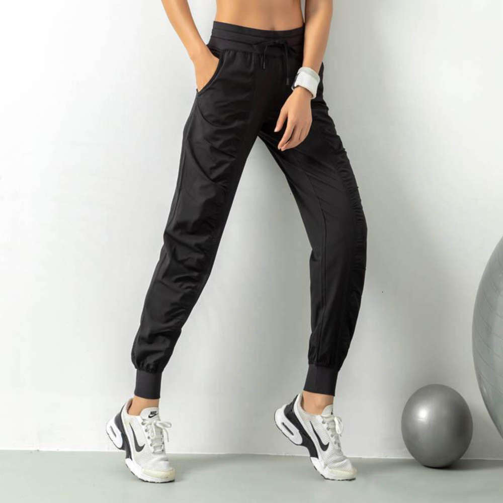 In Stock ! Women Yoga Studio Pants Ladies Quickly Dry Drawstring Running Sports Trousers Loose Dance Studio Jogger Yoga Pants Gym Fitness s, White;red
In Stock ! Women Yoga Studio Pants Ladies Quickly Dry Drawstring Running Sports Trousers Loose Dance Studio Jogger Yoga Pants Gym Fitness s, White;red