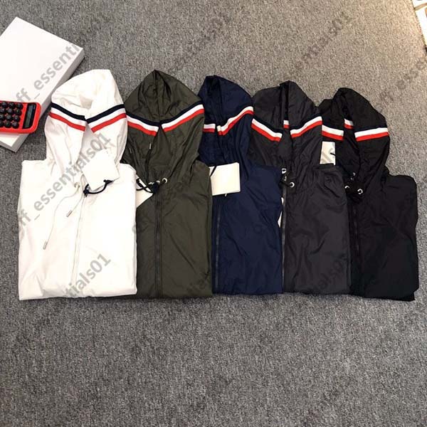Monclair 2021 spring hooded mens jacket France Tide Brand Color stripe stitching thin jackets Sleeve arm NFC function Designers Men S Clothing, Supplement (not shipped separately)
Monclair 2021 spring hooded mens jacket France Tide Brand Color stripe stitching thin jackets Sleeve arm NFC function Designers Men S Clothing, Supplement (not shipped separately)