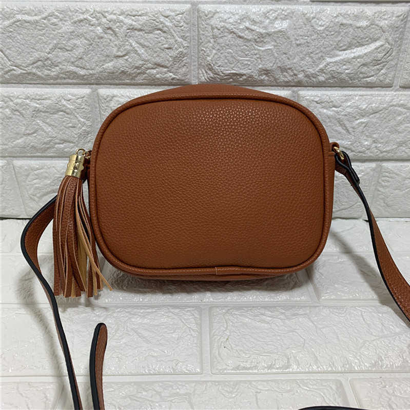 CLASSIC FLOWER High Quality fashion women tassel handbag purse bags Crossbody Soho Disco Designer Shoulder Bag Fringed bag lady Purse, Red
CLASSIC FLOWER High Quality fashion women tassel handbag purse bags Crossbody Soho Disco Designer Shoulder Bag Fringed bag lady Purse, Red